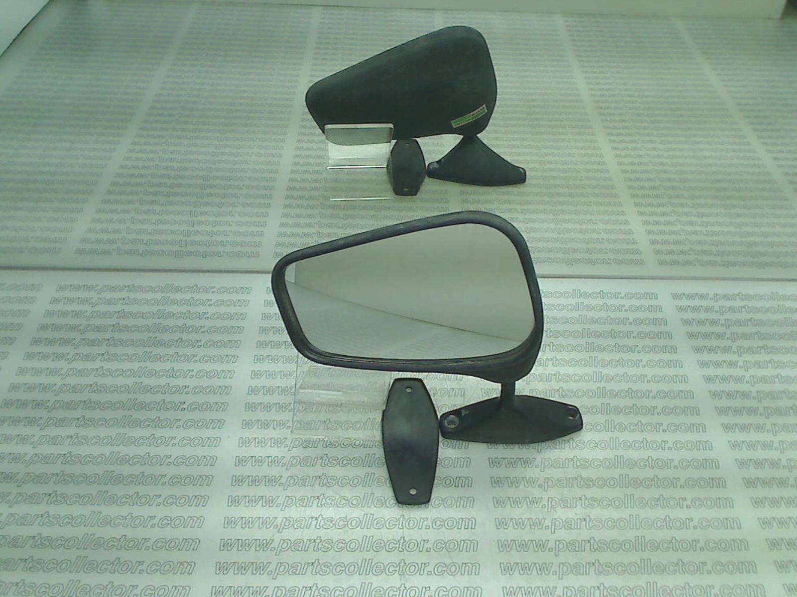 REAR VIEW MIRRORS